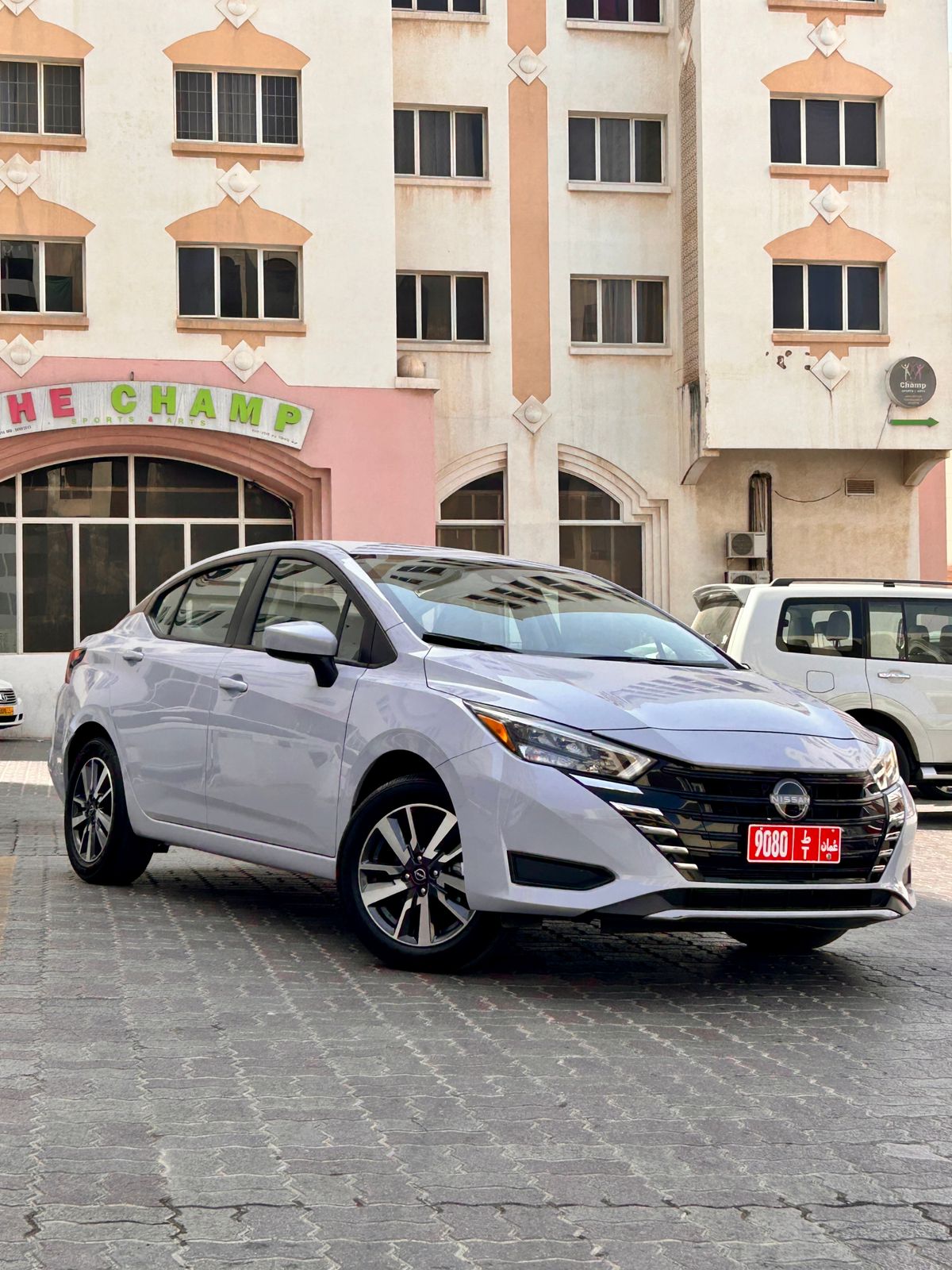 NISSAN VERSA